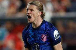 体育彩票-罗马诺实锤！曼联2026中场引援锁定目标，两大优势成关键