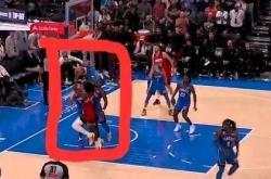 竞彩网首页-裁判集体失明？NBA揭幕战裁判报告出炉，杜兰特差点成火箭罪人