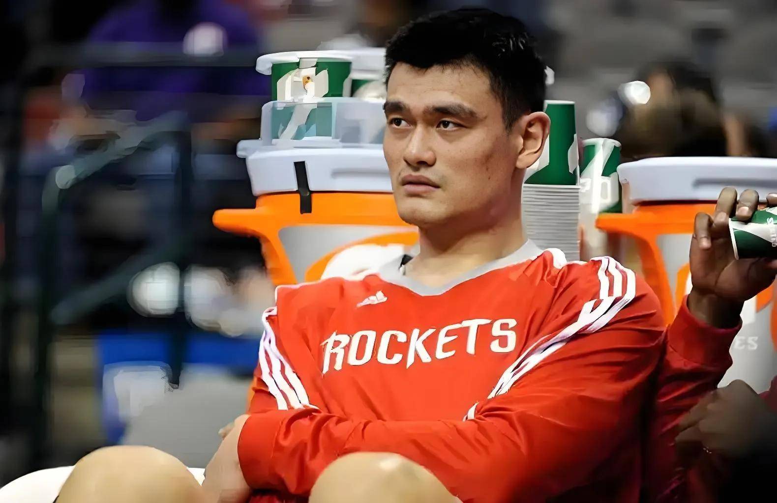 NBA打球最干净的球员都有谁？巴蒂尔0恶犯，甜瓜够干净