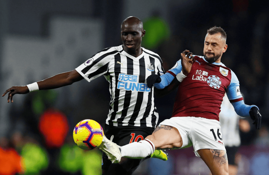 8月16日英超赛事前瞻(阿斯顿维拉vs纽卡斯尔联)高清在线免费观看直播