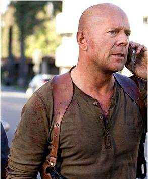 李小龙领衔!史上十大动作影星华人巨星崭露头角