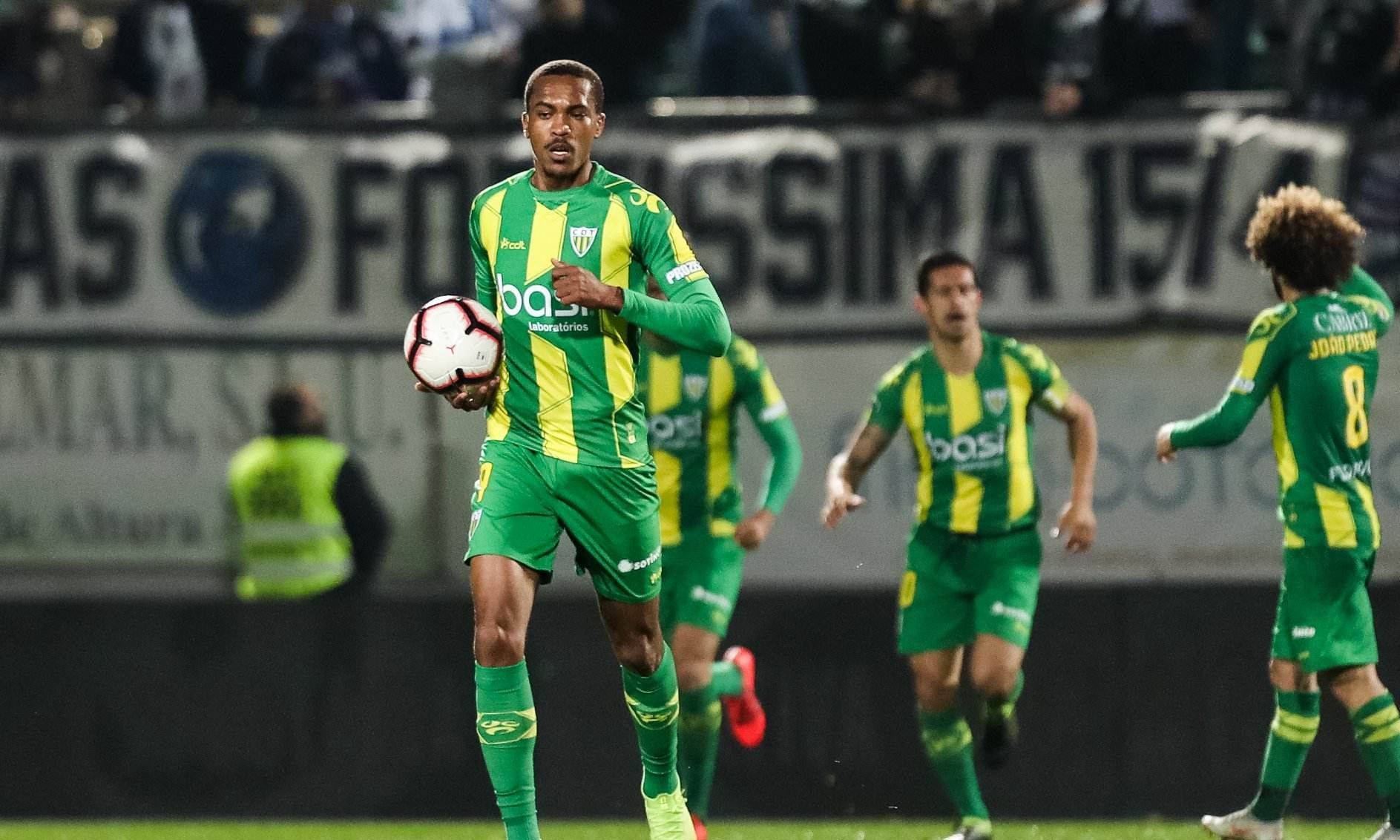 西甲 莱万特VS巴塞罗那 比分推荐