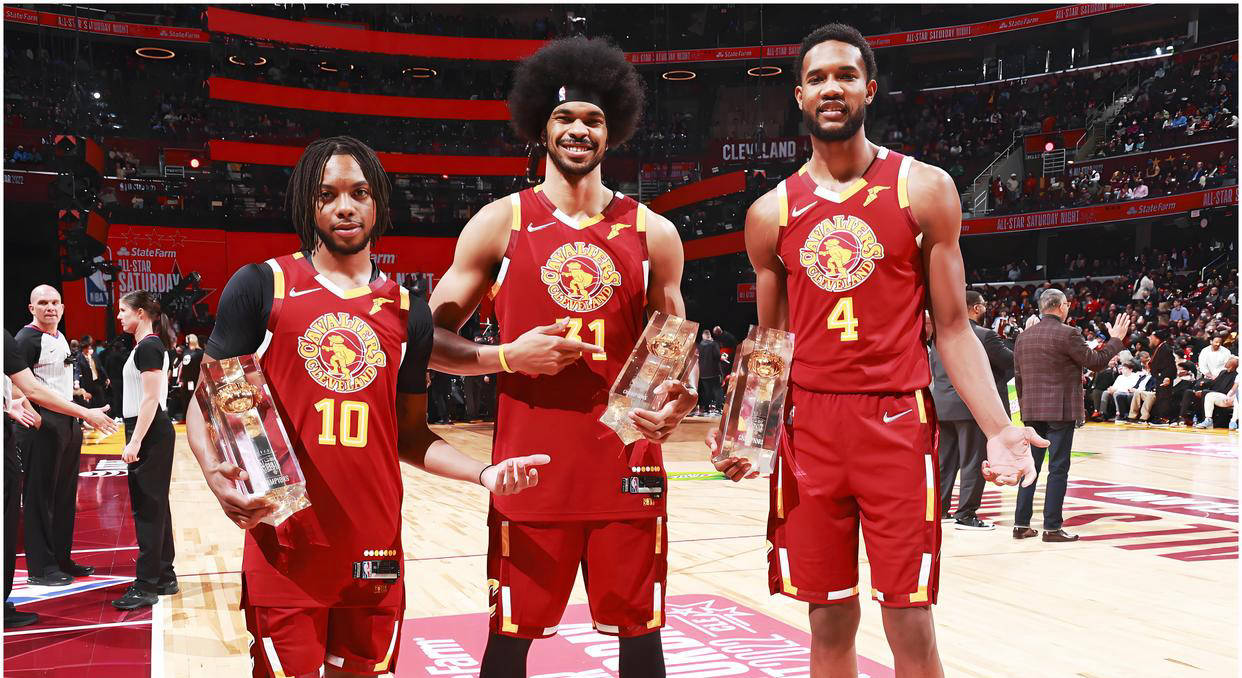 湖人4年11亿争取中锋,能有效防守约基奇与东契奇挡拆