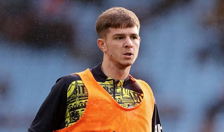 意甲转会最新动态:米兰买入两名后卫,国际米兰转会备选受阻