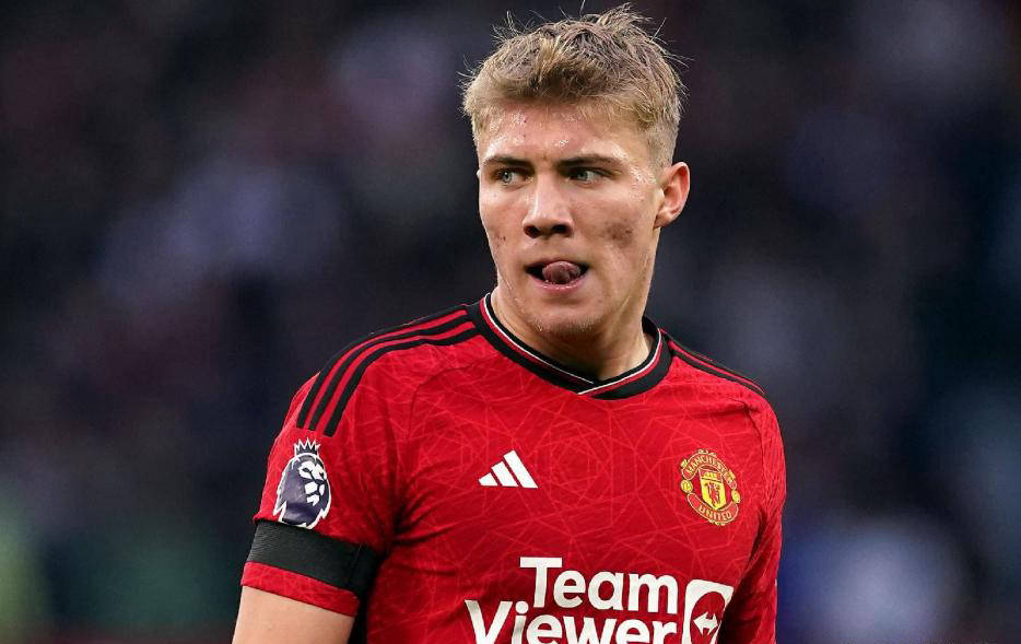 AC米兰转会市场波折频现，意外情况中仍有转机？