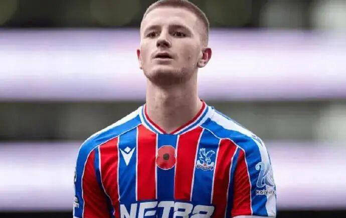 曼联引援焦点锁定5大中场球星！一人解决中场困局