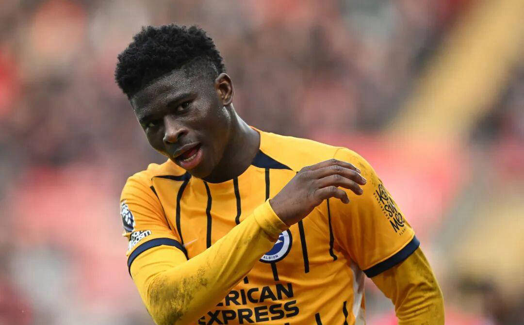 曼联引援焦点锁定5大中场球星！一人解决中场困局