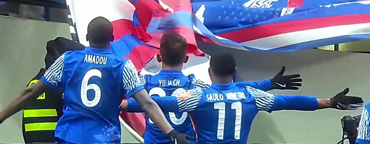 中超末轮形势分析：海港卫冕概率超九成，申花逆袭艰难，保级战白热化