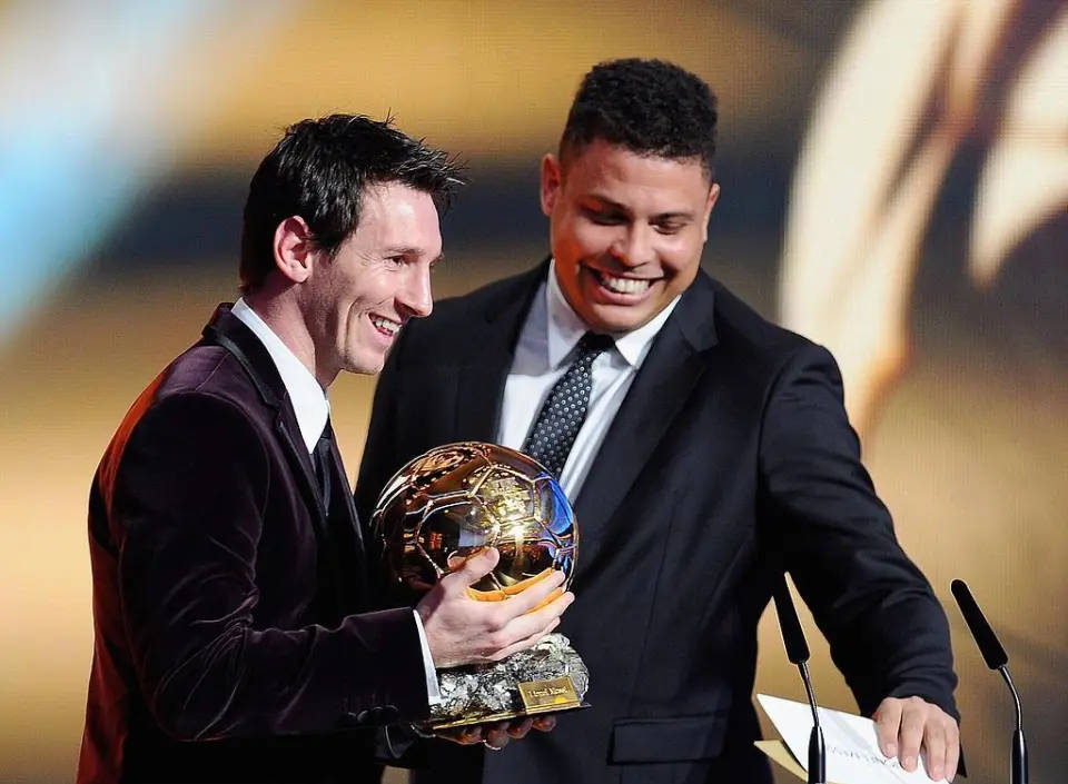 两人同样高产 为何梅西金球碾压姆巴佩?姆巴佩在俱乐部遭遇挑战?